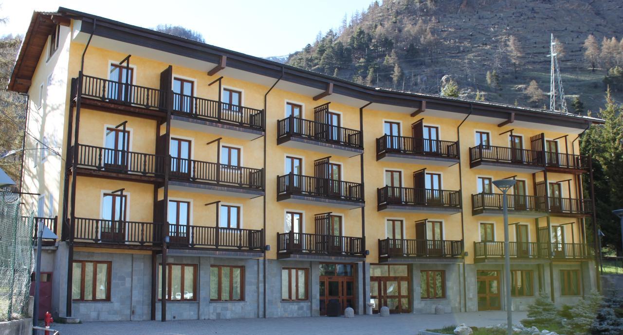 Hotel Casalpina Don Barra Pragelato Exterior foto